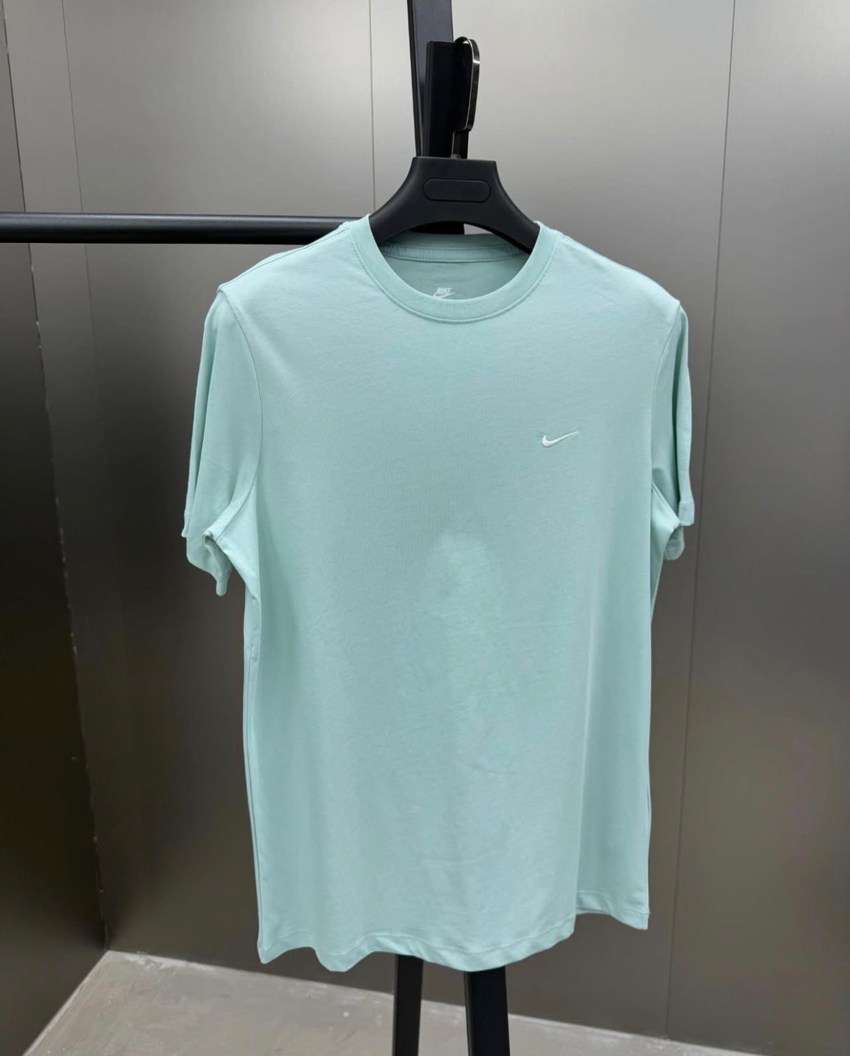 Nike T-Shirt - Classic Style