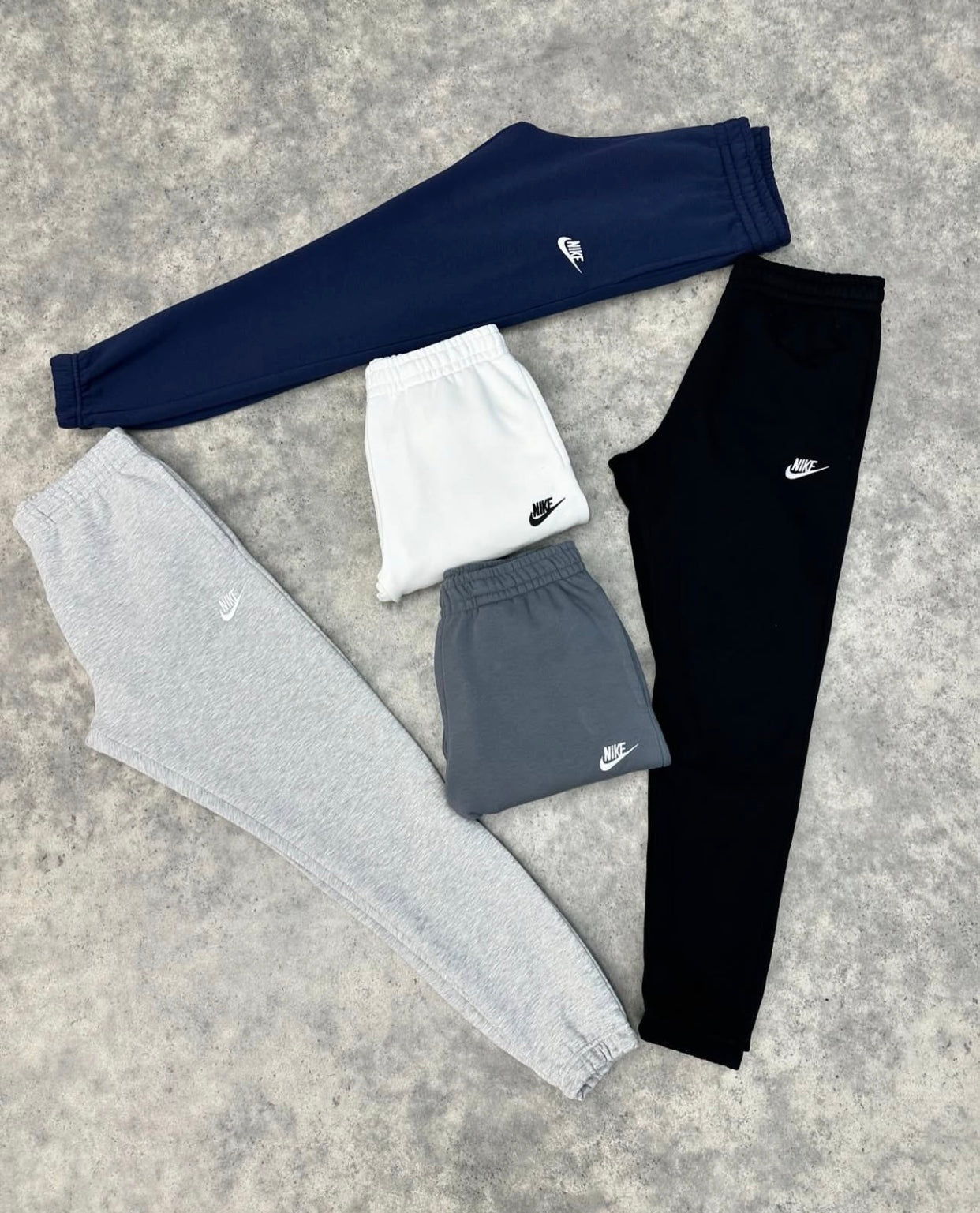 Nike Premium Quality Joggers For Men/women