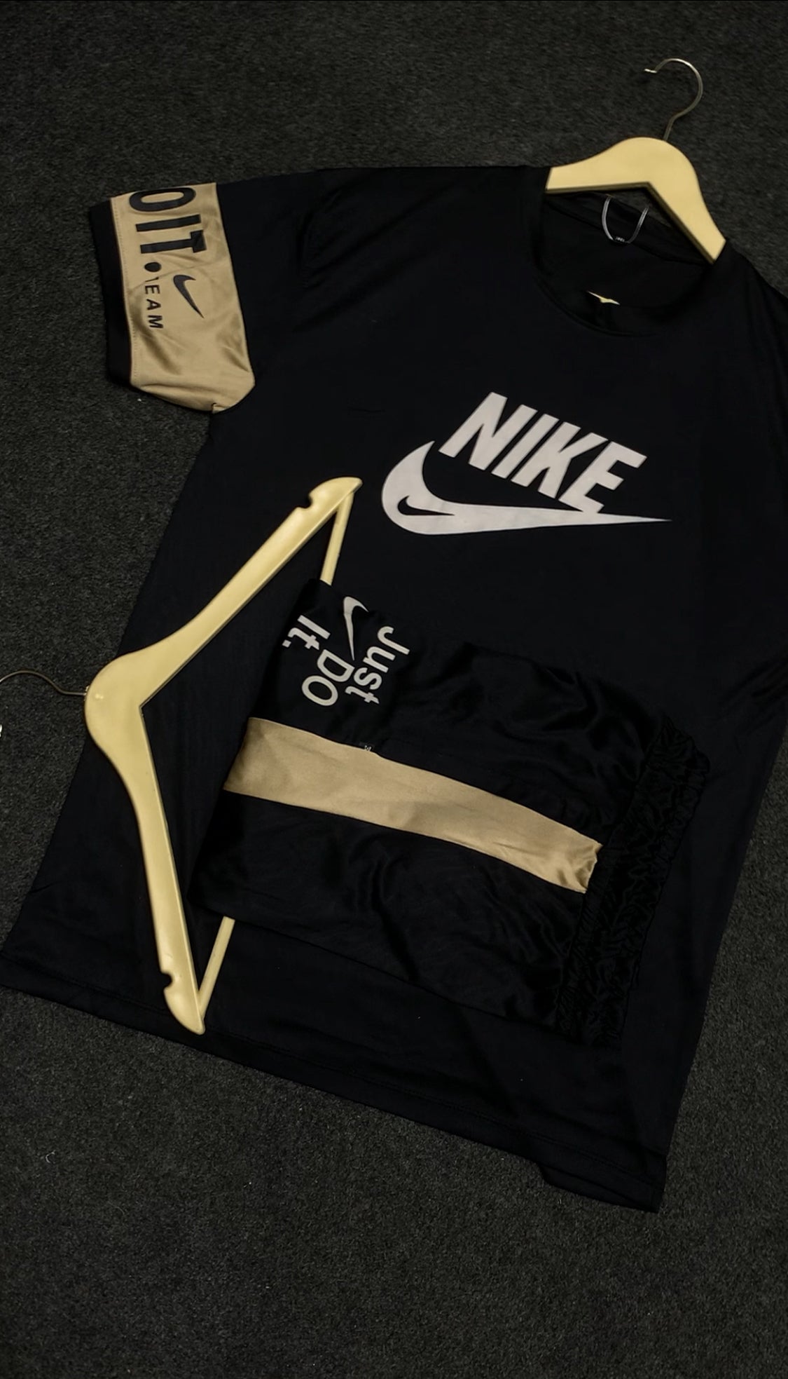 Premium Men’s Track Suit – Comfortable & Stylish Gym + Casual Wear (Multi Colors)