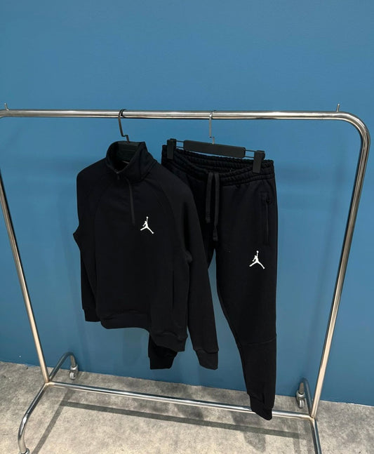 ⁠"Jordan Men's Tracksuit - Jumpman Style"