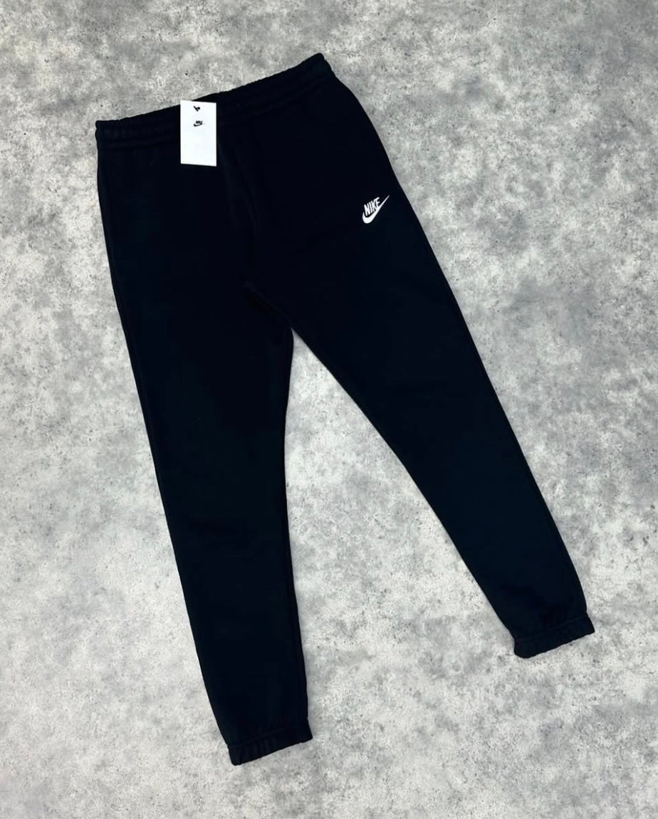 Nike Premium Quality Joggers For Men/women