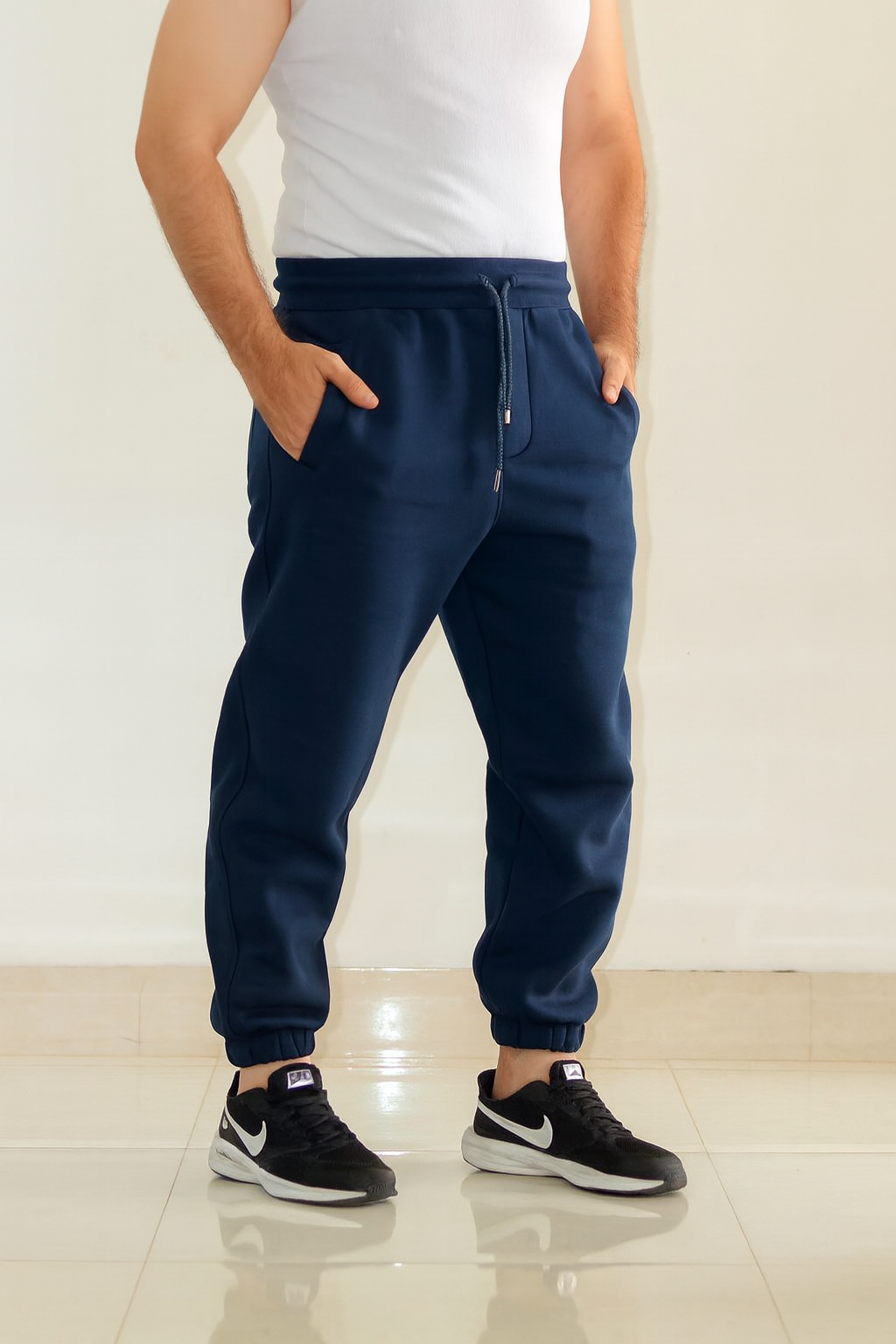Men’s Winter Fleece Jogger Pants – Warm & Comfortable