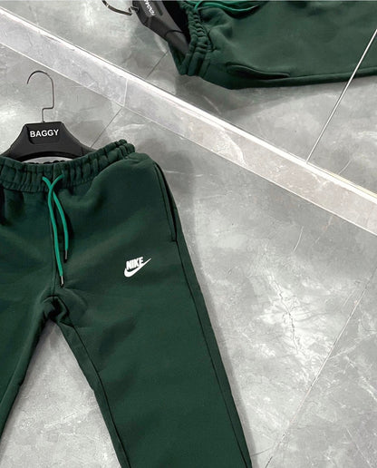 Premium Fleece🔥|winter Nike Logo Trouser’s For Men/Women