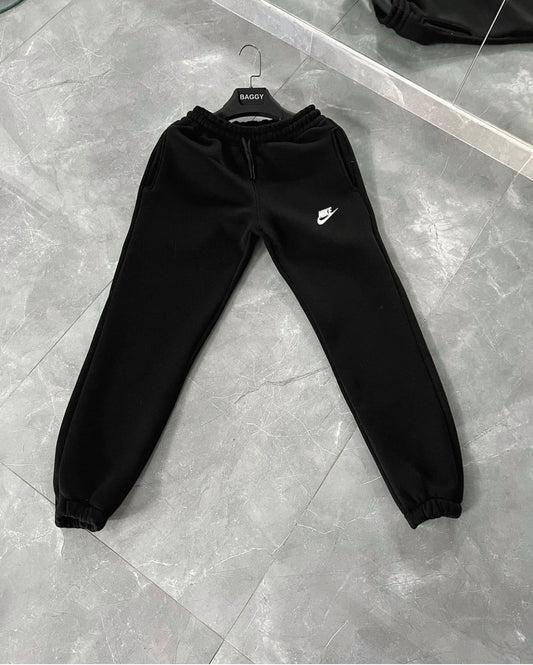 Premium Fleece🔥|winter Nike Logo Trouser’s For Men/Women