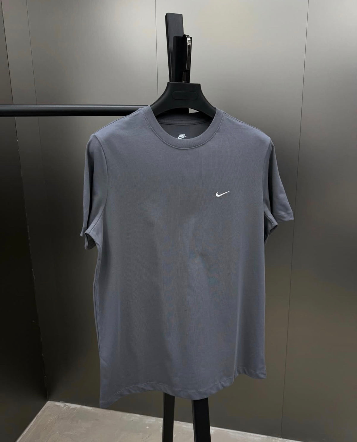 Nike T-Shirt - Classic Style