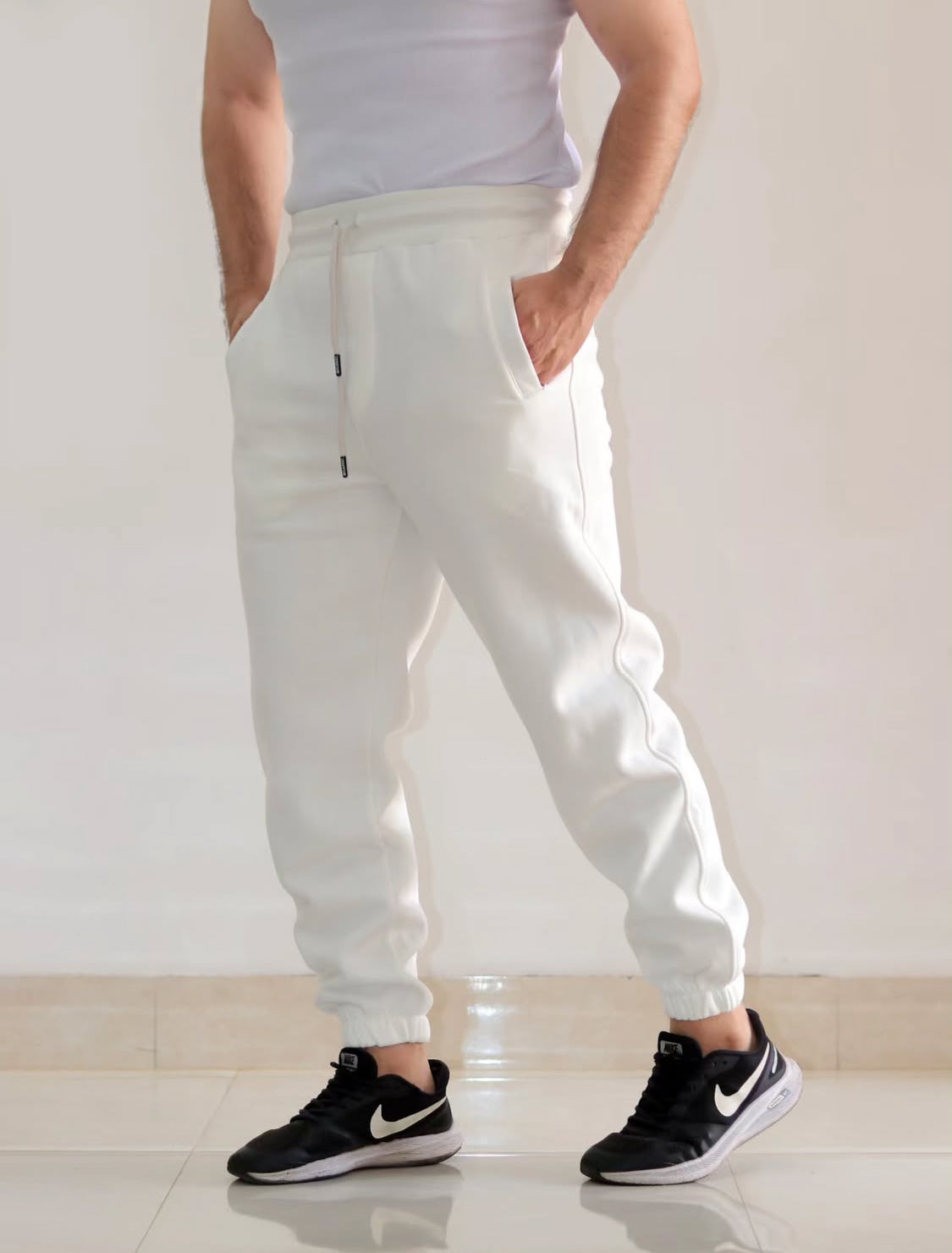 Men’s Winter Fleece Jogger Pants – Warm & Comfortable