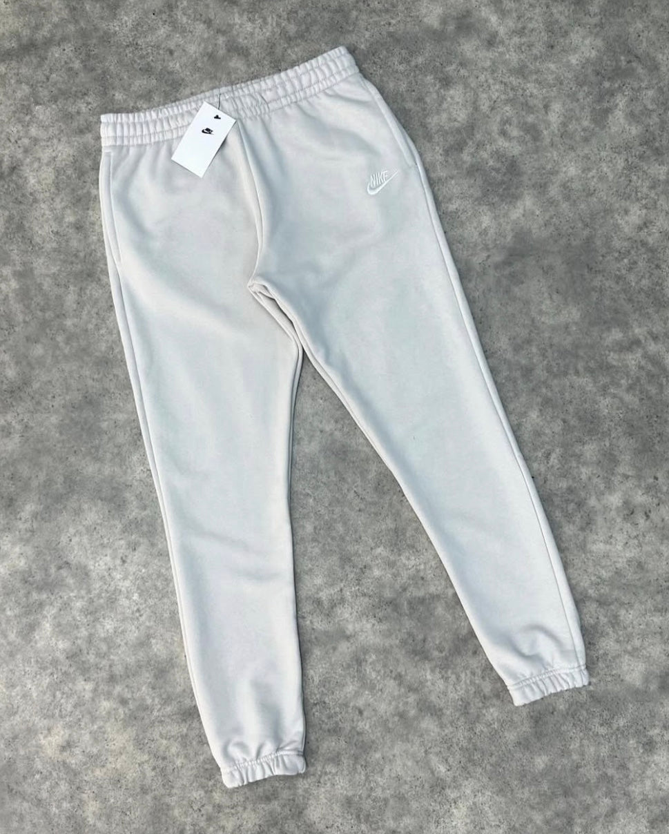 Nike Premium Quality Joggers For Men/women