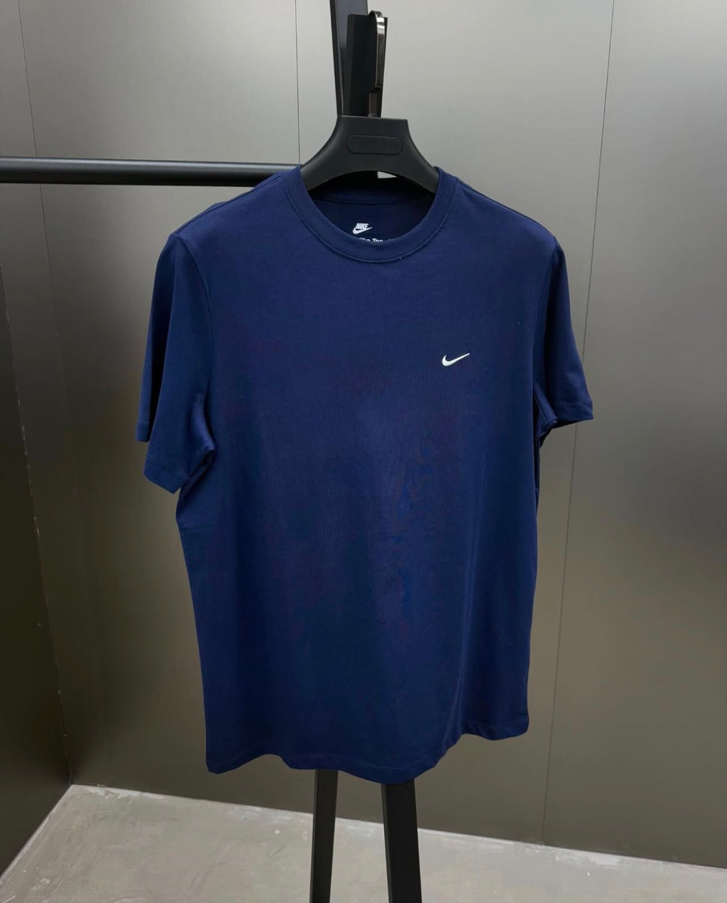 Nike T-Shirt - Classic Style